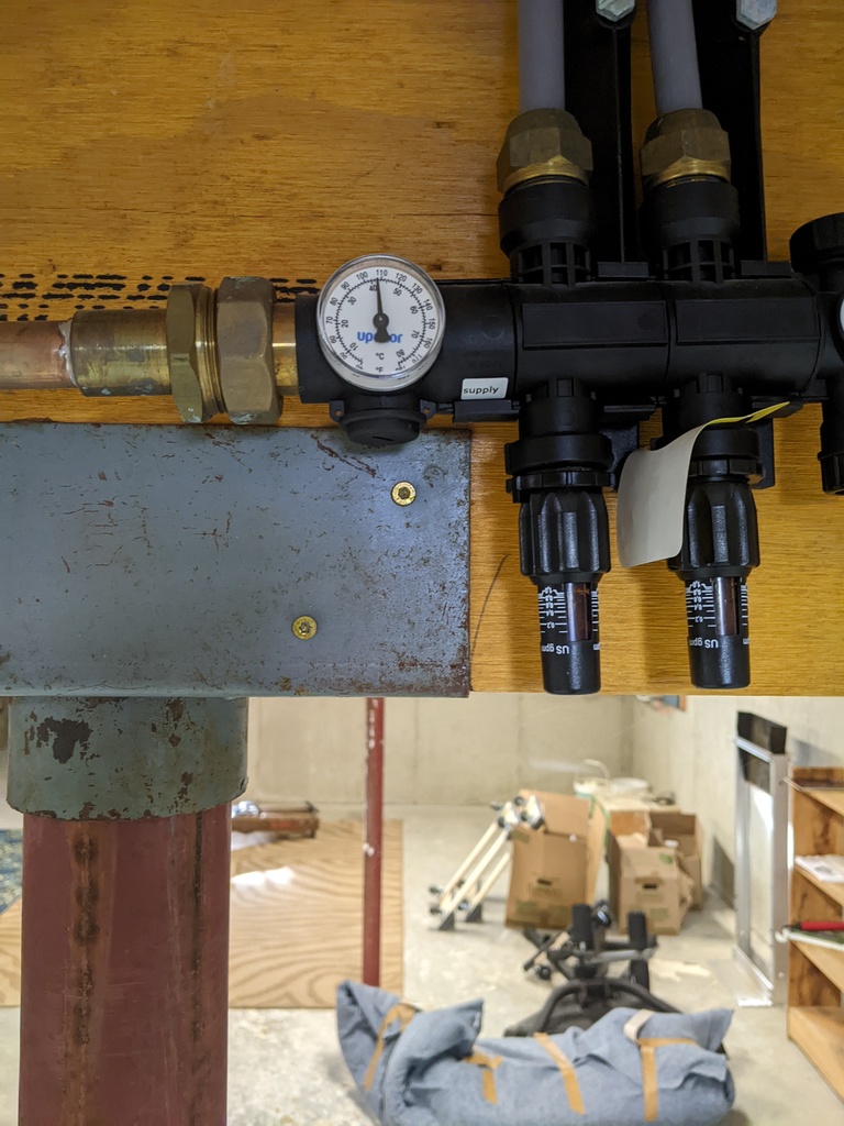 No description provided for: /2023/01-03/0204-belfast-move-in/photo08.html