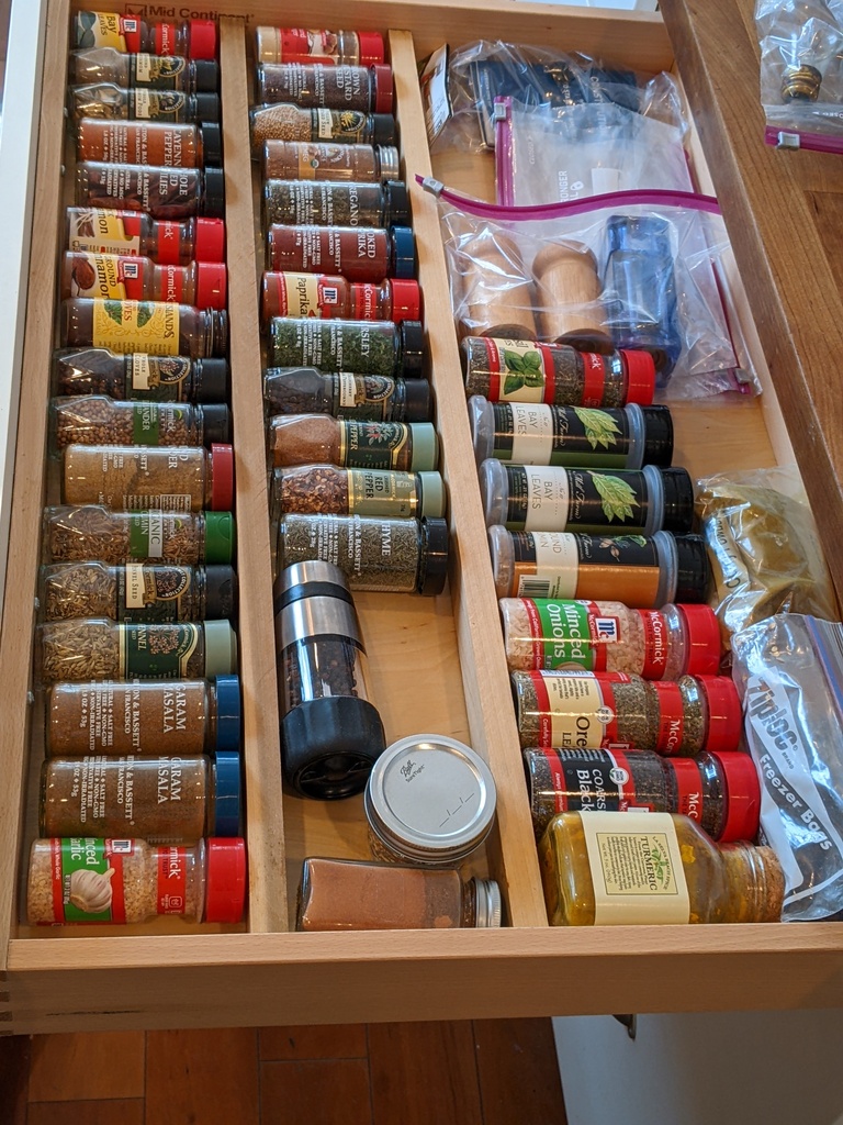 No description provided for: /2023/01-03/0209-belfast-move-in/photo02.html