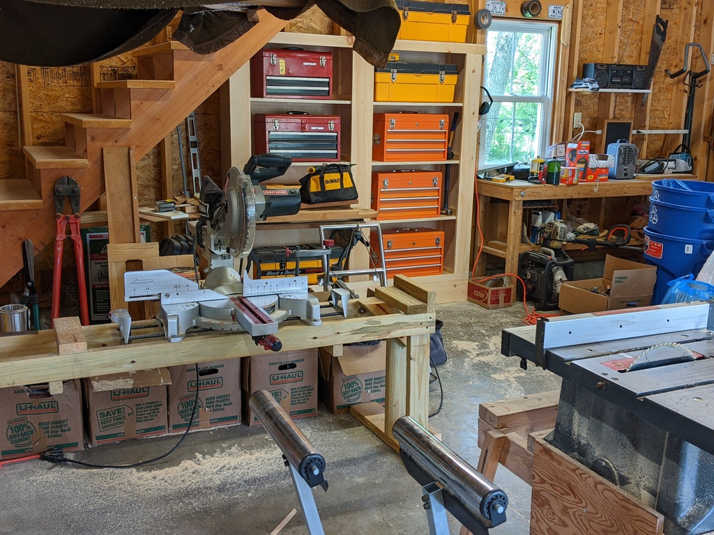 No description provided for: /2023/04-06/0525-tool-shelves/photo02.html