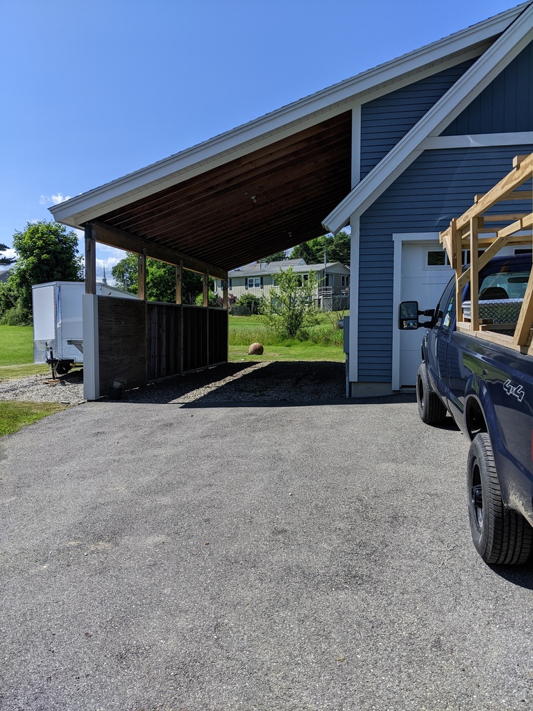 No description provided for: /2023/04-06/0621-empty-carport/photo01.html