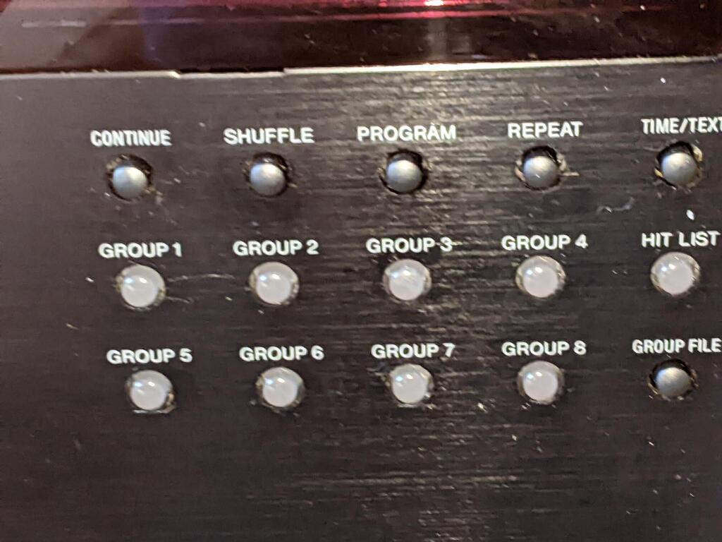 No description provided for: /2023/07-09/0713-cd-changer-knobs/photo02.html