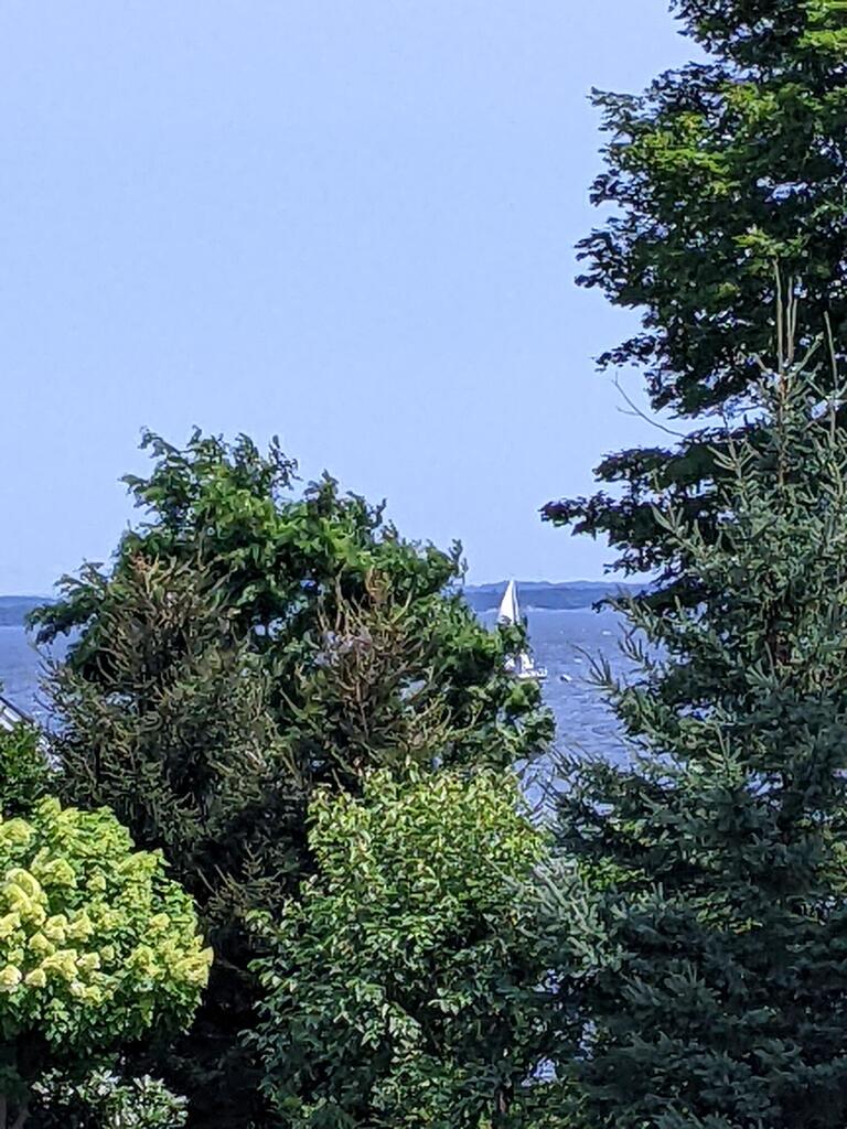 No description provided for: /2023/07-09/0803-sailboat-view/photo01.html