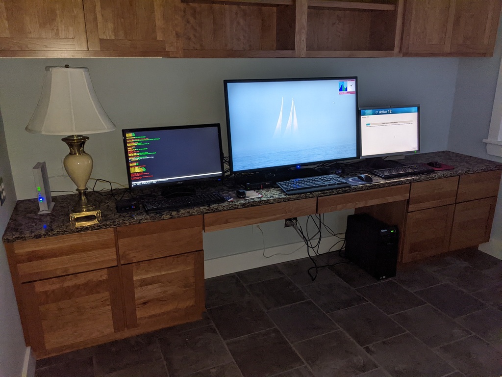 No description provided for: /2023/07-09/0920-computer-setup/photo01.html