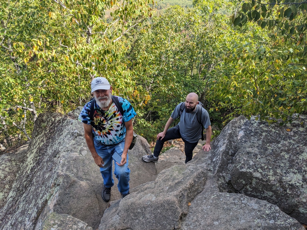 No description provided for: /2023/10-12/1001-erin-precipice/photo01.html