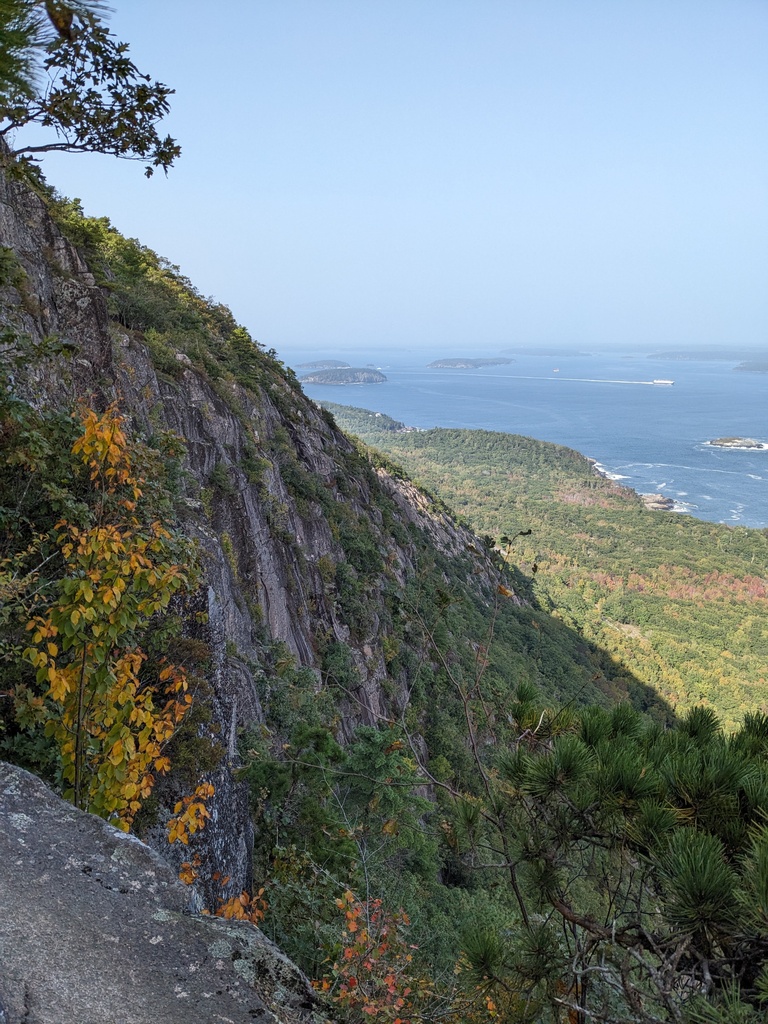 No description provided for: /2023/10-12/1001-erin-precipice/photo06.html