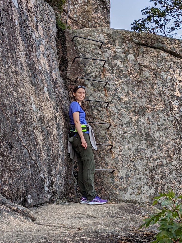 No description provided for: /2023/10-12/1001-precipice-trail/photo18.html