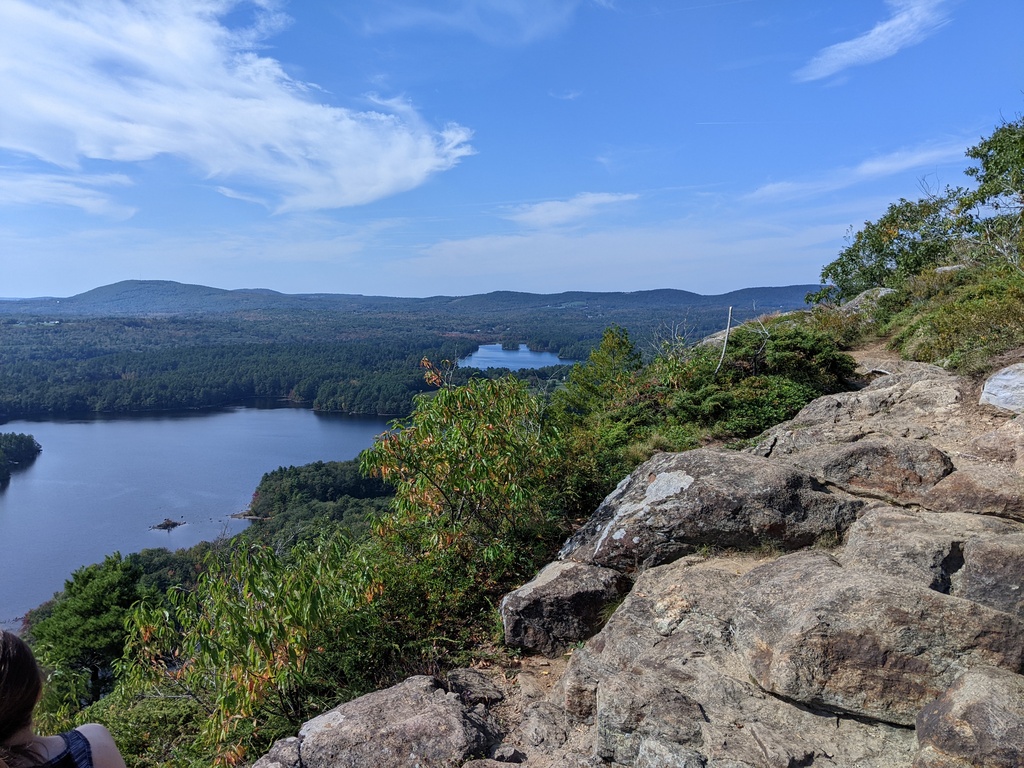 No description provided for: /2023/10-12/1003-maiden-cliff/photo03.html