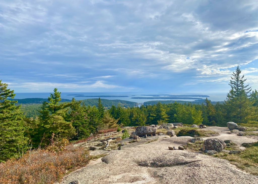 No description provided for: /2023/10-12/1009-kat-penobscot-mt/_1/photo08.html