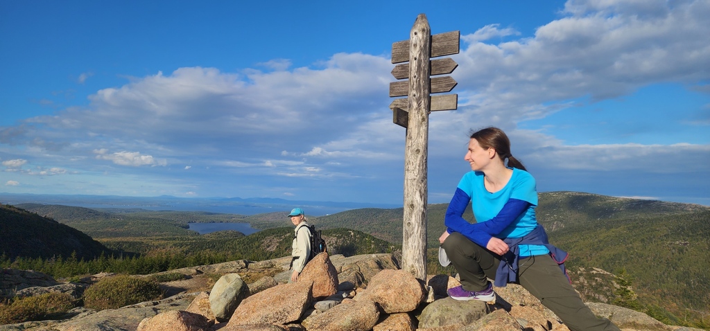 No description provided for: /2023/10-12/1009-kat-penobscot-mt/_2/photo28.html