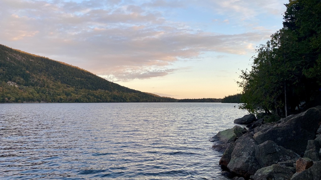 No description provided for: /2023/10-12/1009-kat-penobscot-mt/_3/photo52.html