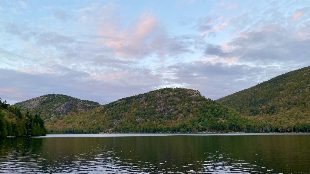 No description provided for: /2023/10-12/1009-kat-penobscot-mt/_3/photo54.html