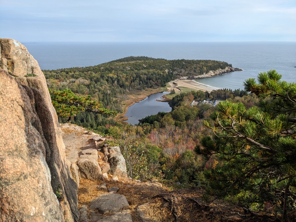 No description provided for: /2023/10-12/1011-erin-beehive/photo04.html