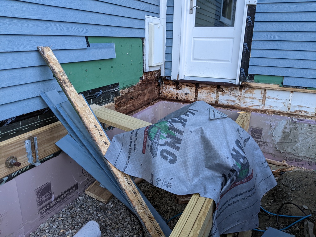 No description provided for: /2023/10-12/1012-house-rot/photo01.html