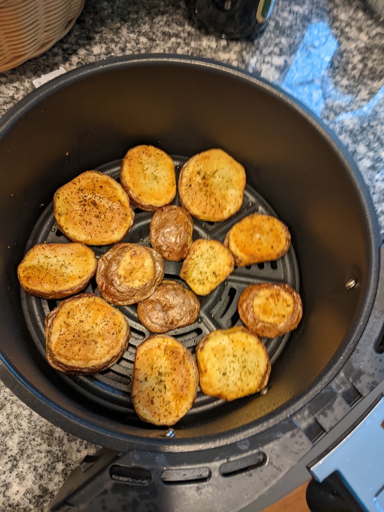No description provided for: /2024/01-03/0116-air-fry-potatoes/photo02.html