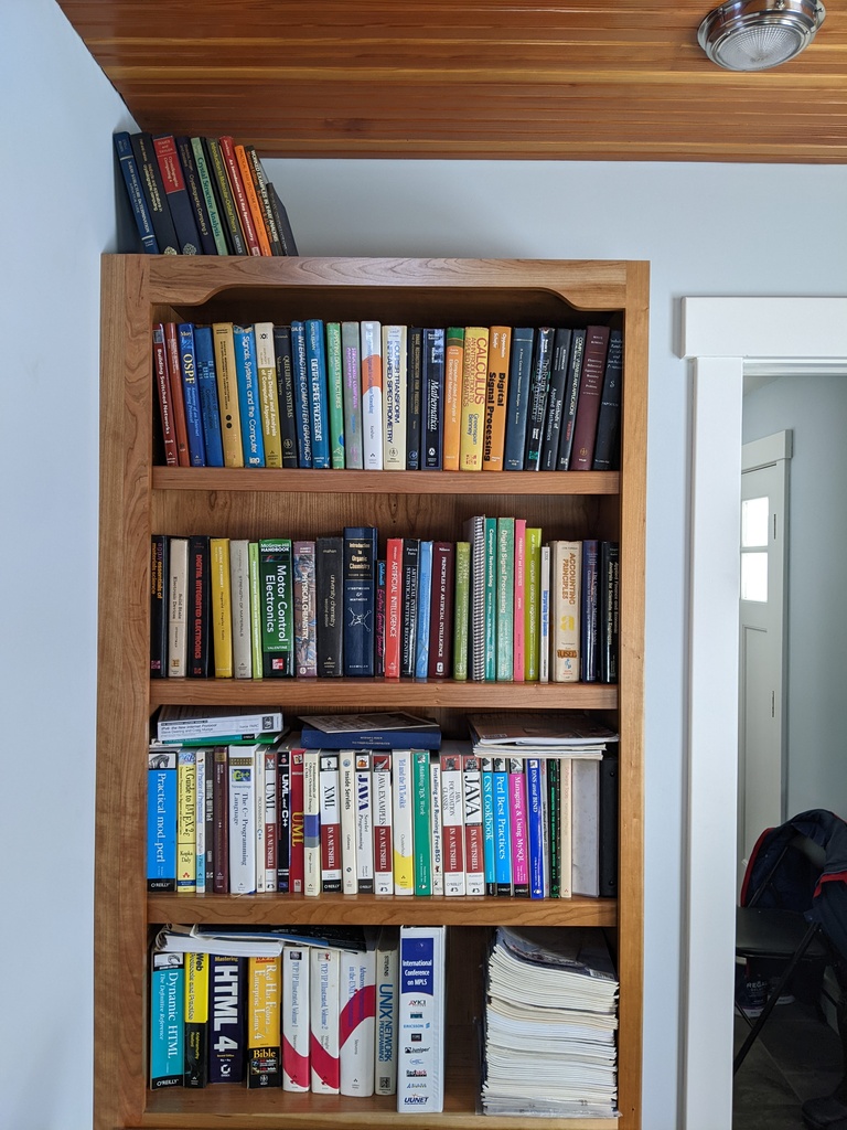 No description provided for: /2024/01-03/0122-bookshelves/photo03.html