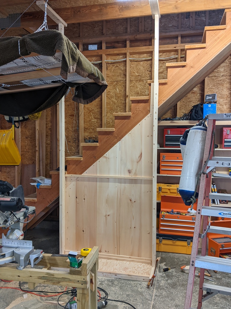 No description provided for: /2024/01-03/0205-10ft-shelves/photo03.html