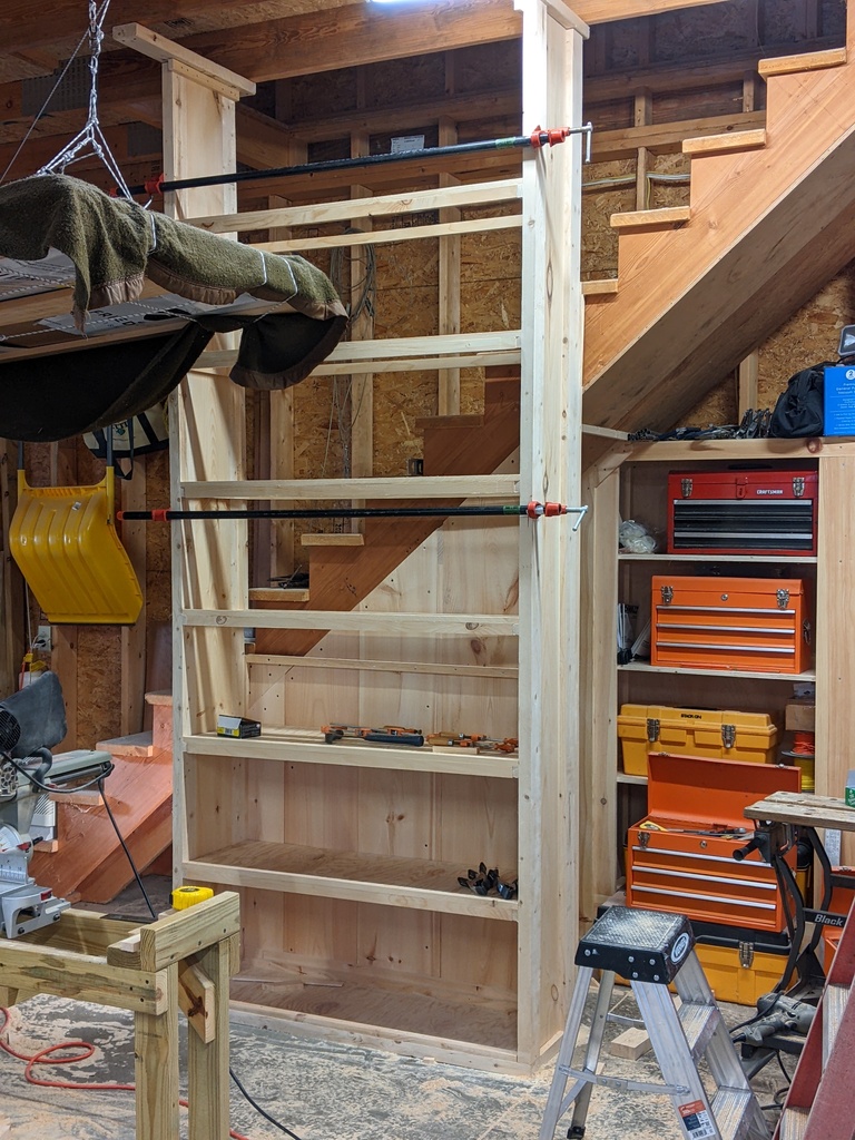 No description provided for: /2024/01-03/0211-10ft-shelves/photo03.html