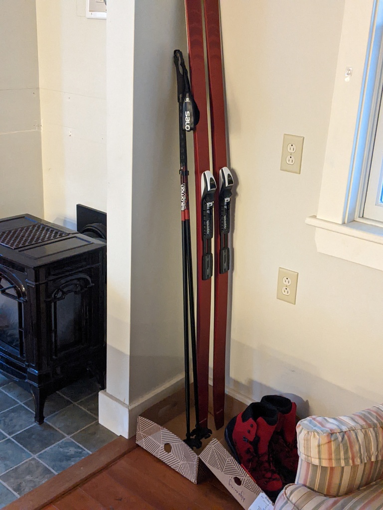 No description provided for: /2024/01-03/0213-xc-skis/photo01.html