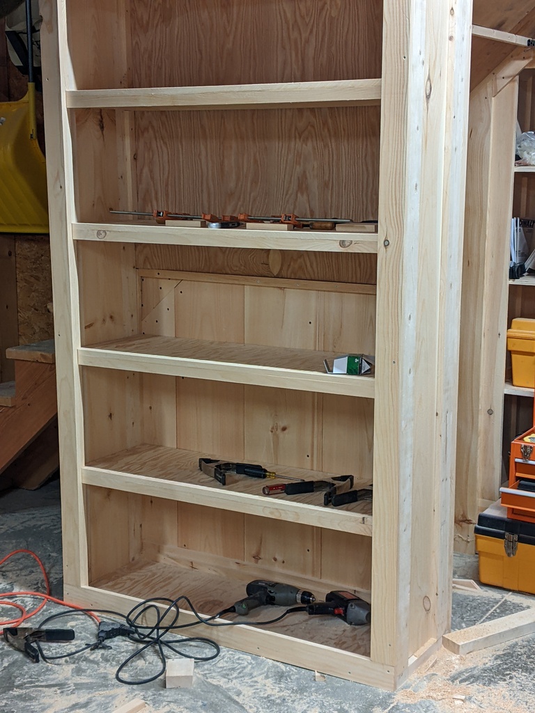 No description provided for: /2024/01-03/0220-10ft-shelves/photo01.html