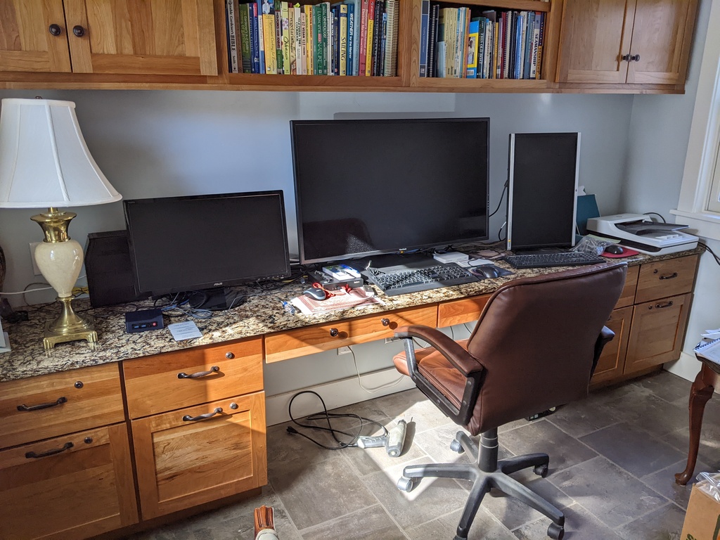 No description provided for: /2024/01-03/0319-office-cabinets/photo01.html