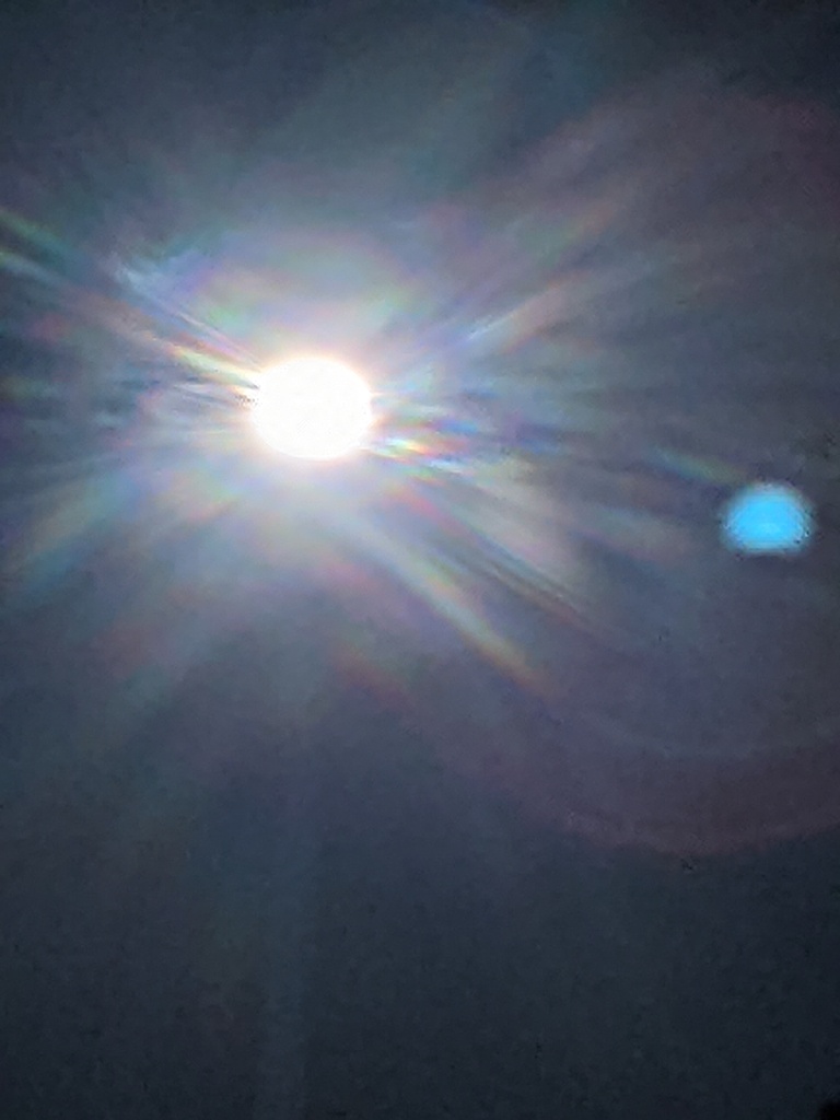 No description provided for: /2024/04-06/0408-solar-eclipse/_2/photo22.html