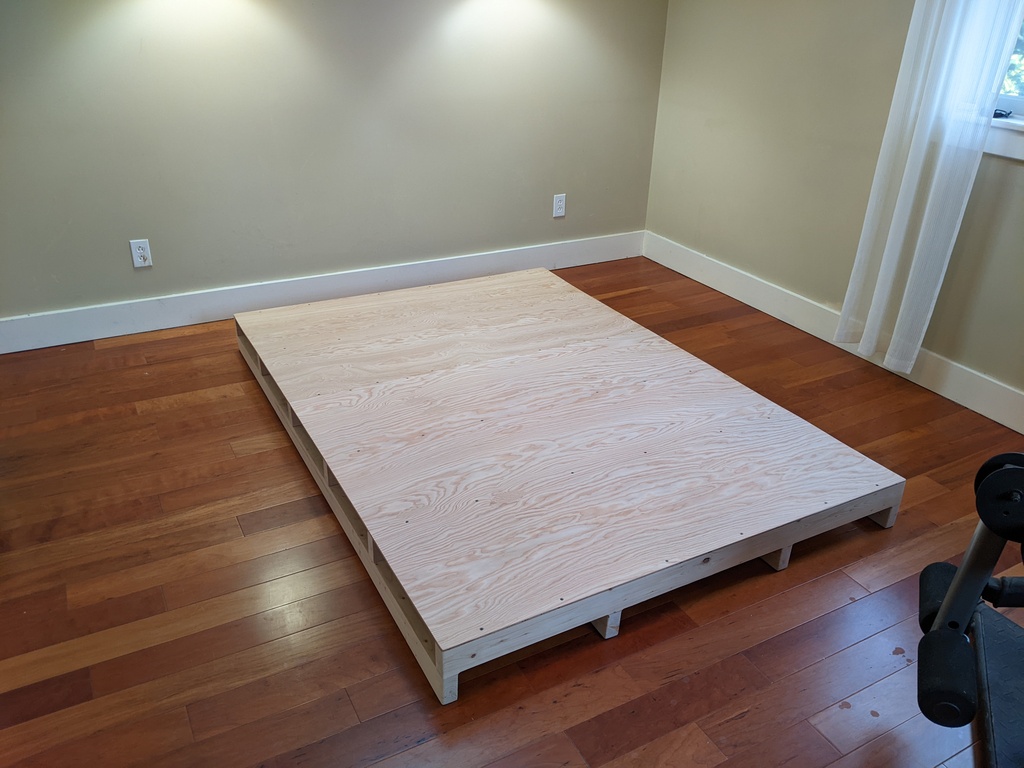 No description provided for: /2024/04-06/0424-bed-frame-install/photo03.html