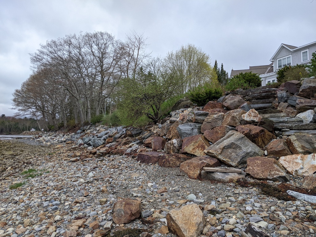 No description provided for: /2024/04-06/0509-drainage+revetment/photo12.html