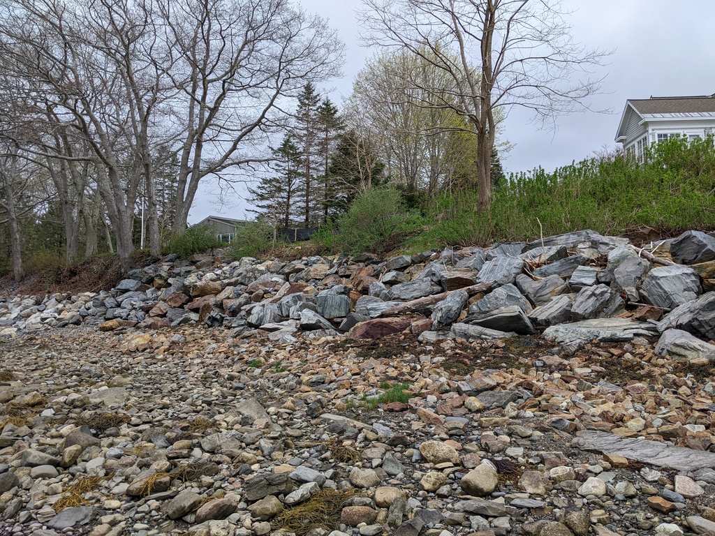 No description provided for: /2024/04-06/0509-drainage+revetment/photo14.html