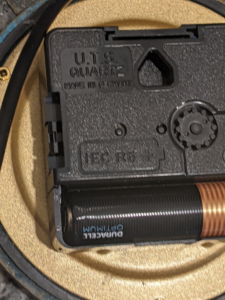 No description provided for: /2024/04-06/0611-boat-clock/photo02.html