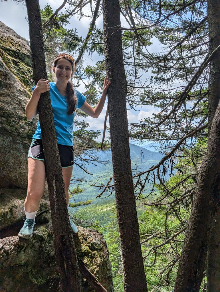 No description provided for: /2024/07-09/0717-erin-at-tumbledown/photo08.html