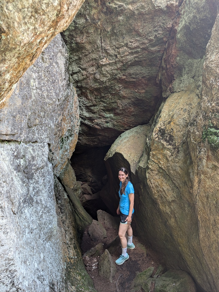 No description provided for: /2024/07-09/0717-erin-at-tumbledown/photo10.html