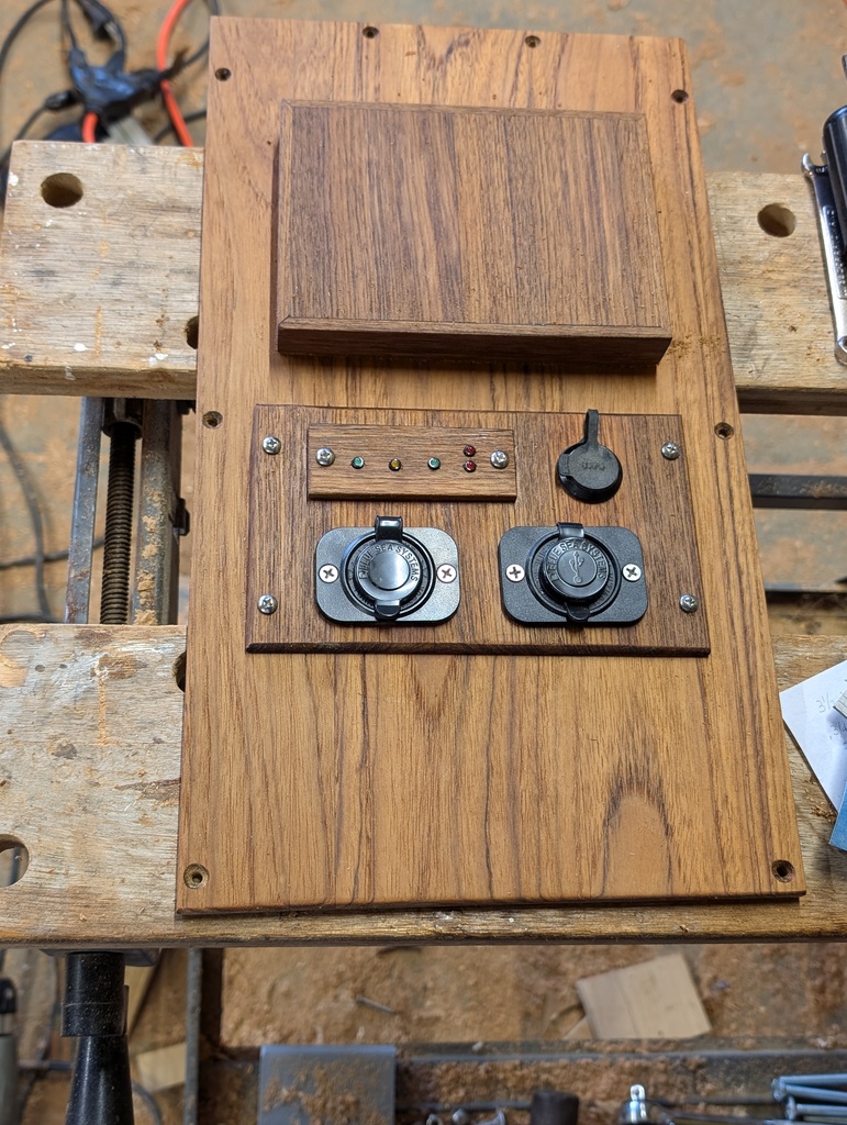 No description provided for: /2024/07-09/0724-cp23-instr-back/photo03.html