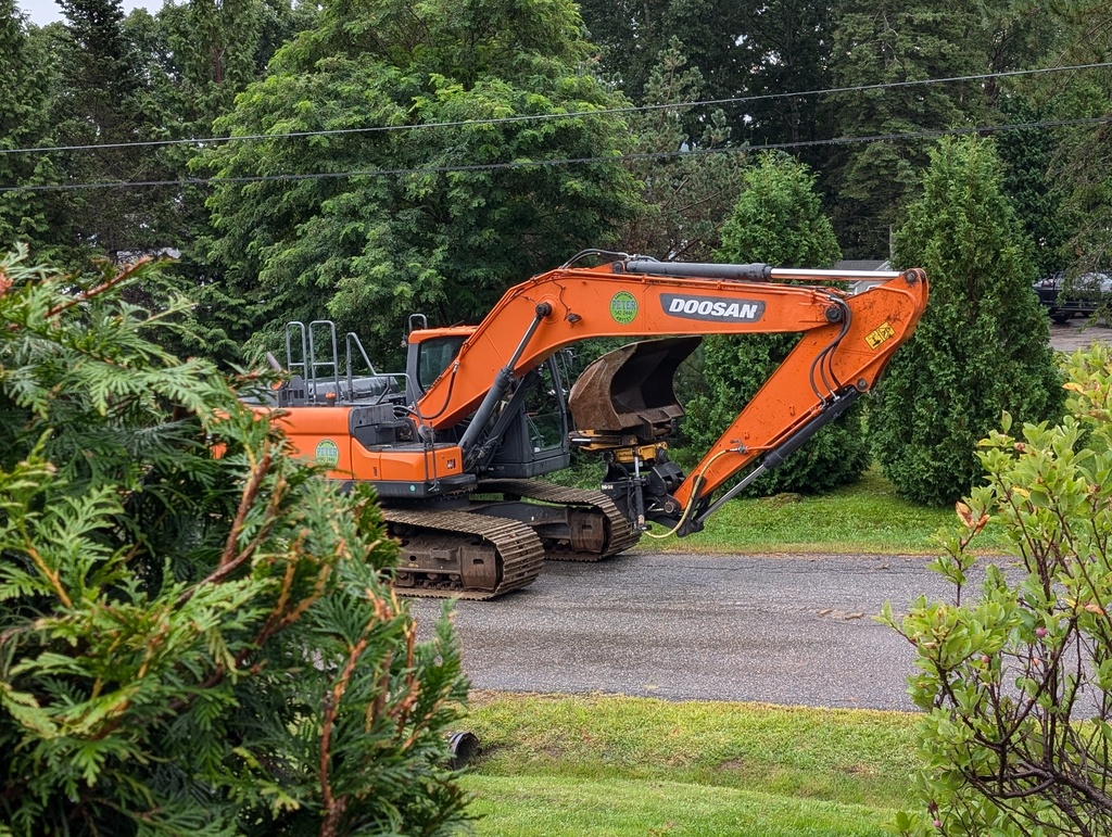 No description provided for: /2024/07-09/0826-backhoe/photo01.html