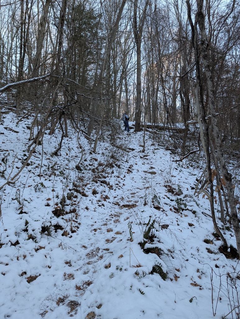 No description provided for: /2024/10-12/1222-topstone/photo02.html