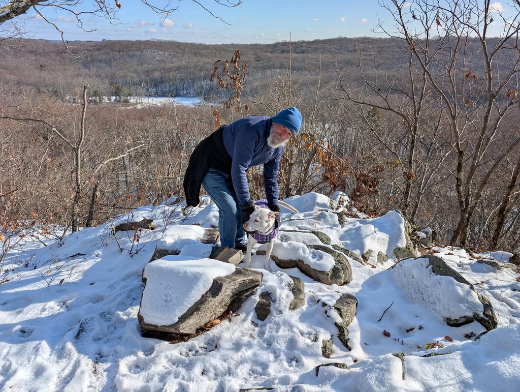 No description provided for: /2024/10-12/1225-topstone/photo02.html