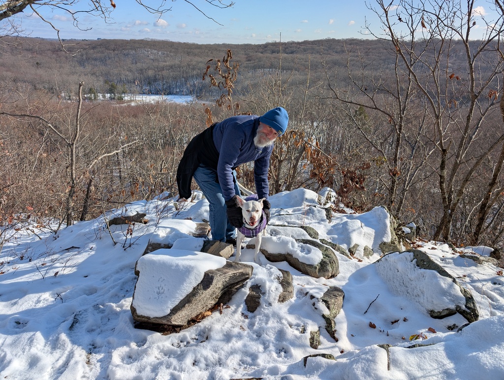 No description provided for: /2024/10-12/1225-topstone/photo03.html