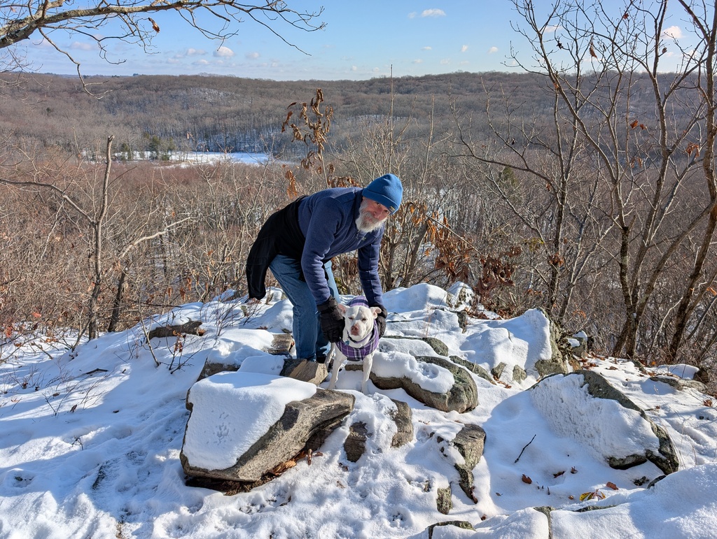 No description provided for: /2024/10-12/1225-topstone/photo06.html