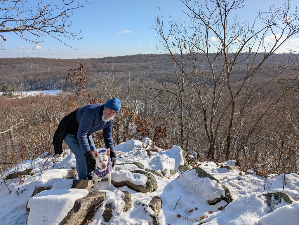 No description provided for: /2024/10-12/1225-topstone/photo08.html