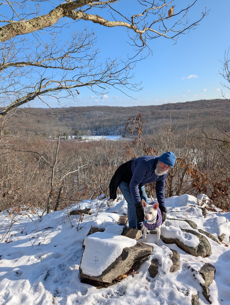 No description provided for: /2024/10-12/1225-topstone/photo10.html