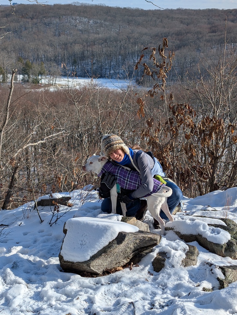 No description provided for: /2024/10-12/1225-topstone/photo12.html