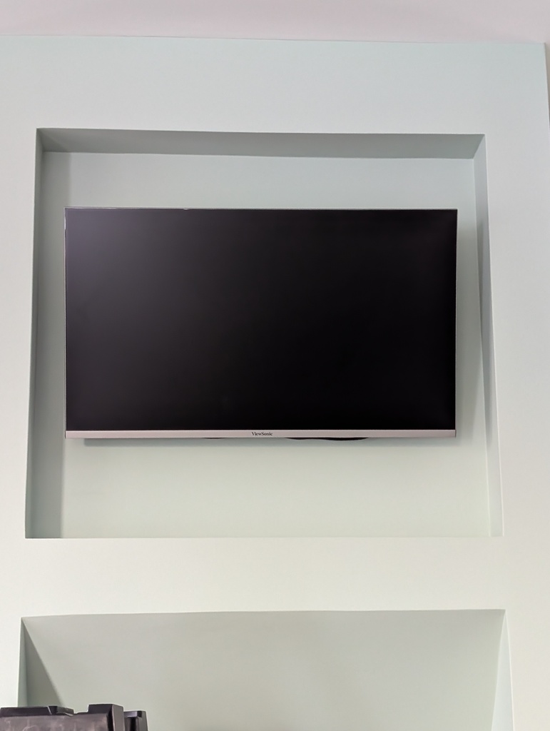 No description provided for: /2025/01-03/0112-monitor-mounted/photo03.html