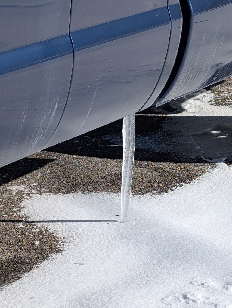 No description provided for: /2025/01-03/0217-drifty-snow/photo01.html