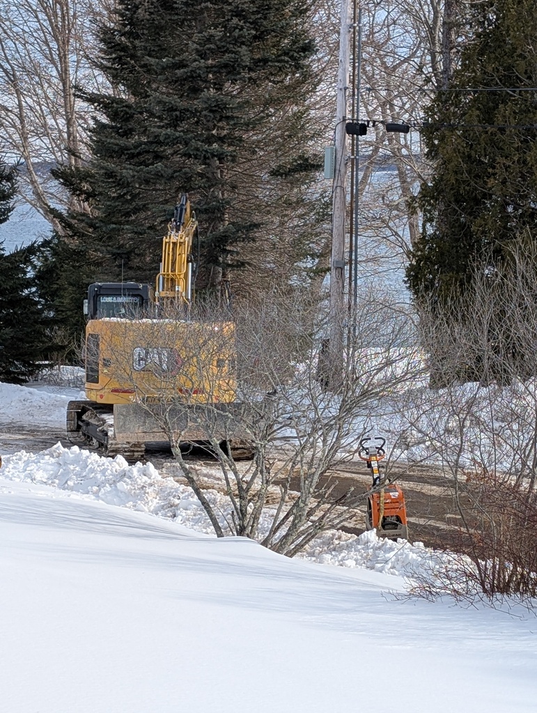 No description provided for: /2025/01-03/0220-power-line-break/photo01.html