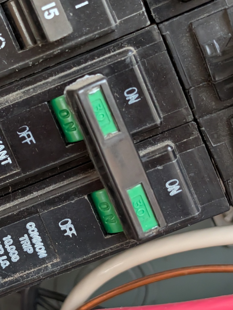 No description provided for: /2025/04-06/0414-sandy-kitchen/photo03.html