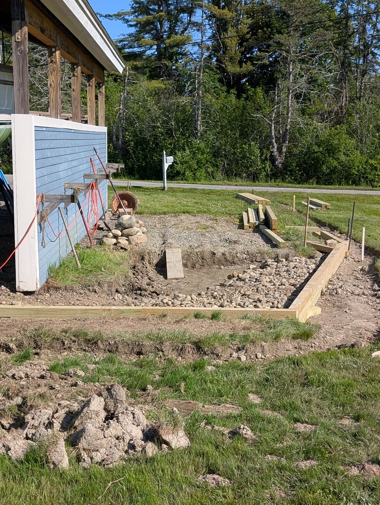 No description provided for: /2025/04-06/0621-retaining-wall/photo04.html