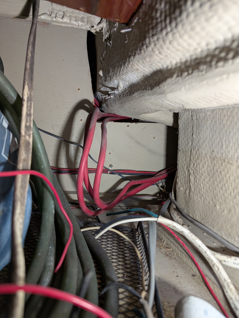 No description provided for: /2025/07-09/0926-boat-spaces/photo11.html