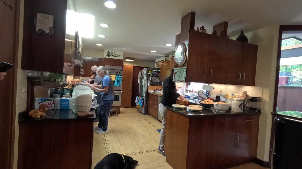 No description provided for: /2025/10-12/1004-apple-day/movie01.html