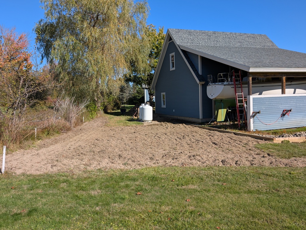 No description provided for: /2025/10-12/1011-behind-garage/photo04.html