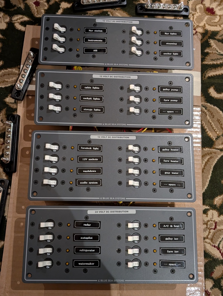 No description provided for: /2025/10-12/1106-boat-sw-and-panel/photo02.html