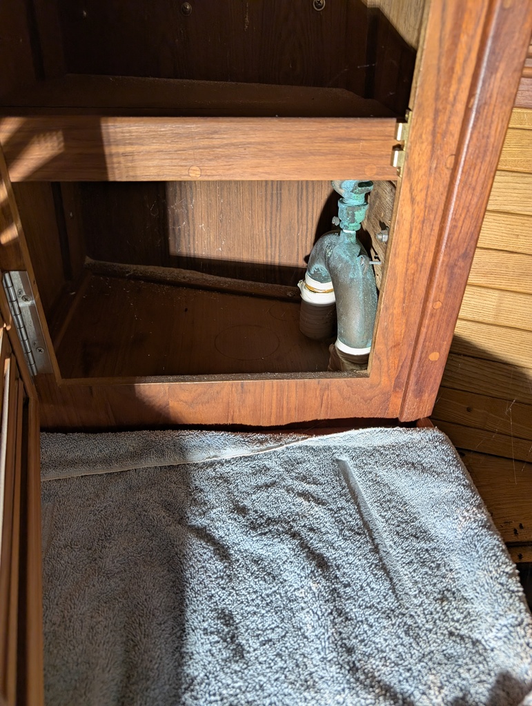 No description provided for: /2025/10-12/1109-boat-spaces/photo09.html